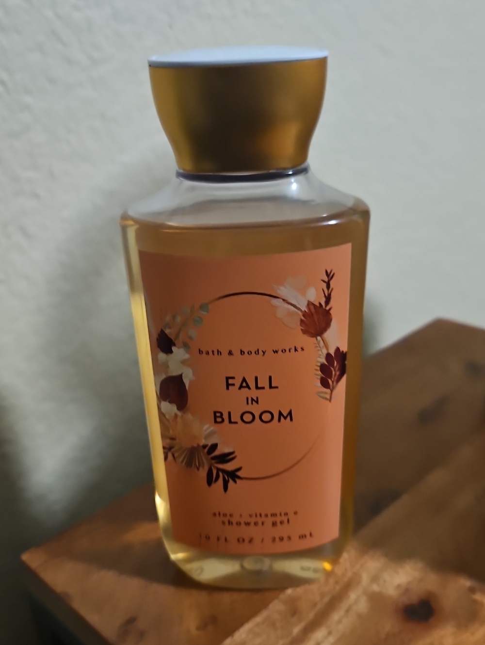 Bath & Body Works Fall in Bloom Shower Gel - Amber Peach & Gold Cap